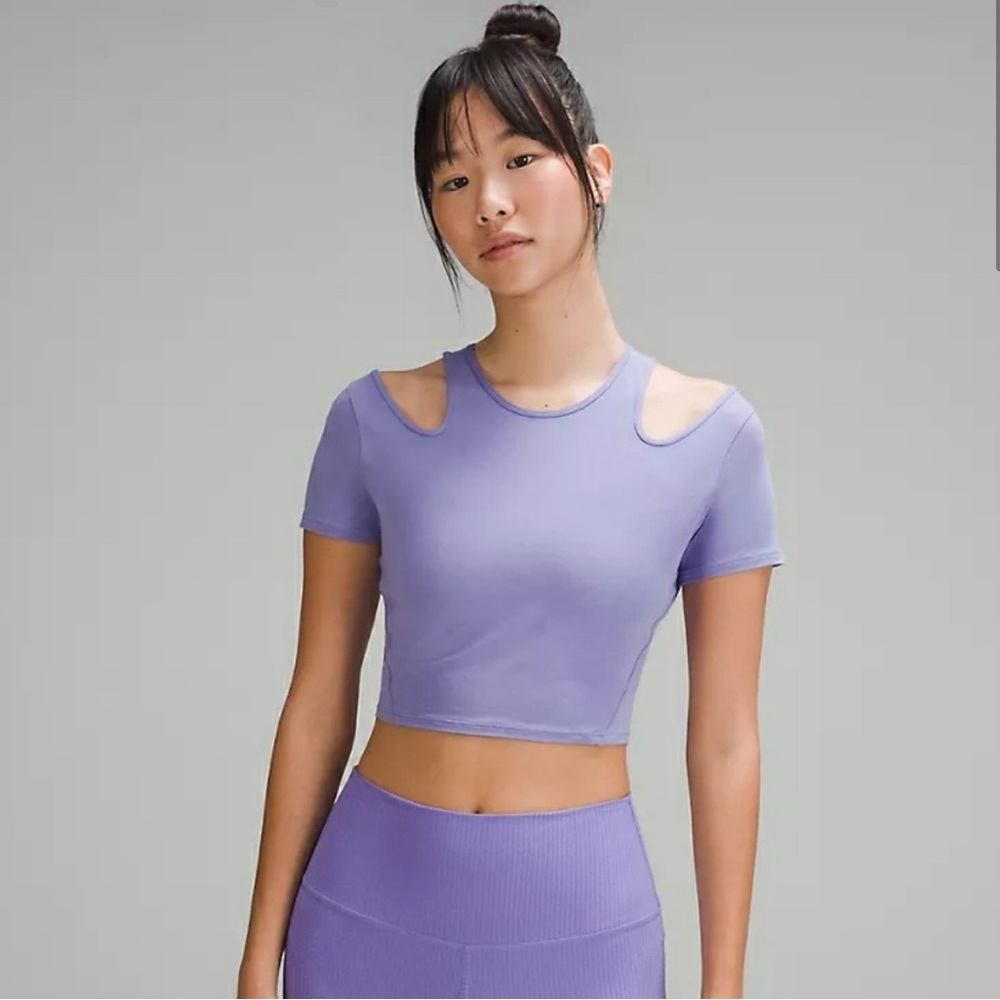 Lululemon Purple Shoulder Cut Out Yoga Tshirt - XS